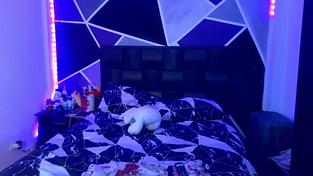 jazminslut online show from February 16, 11:56 pm