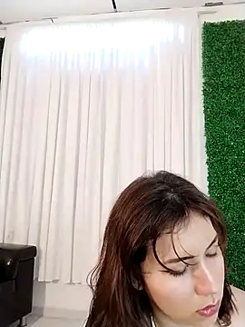 Snapshot of Tifany-fox chatting on September 8, 2:27 pm Tifany-fox online show from September 8, 2:27 pm