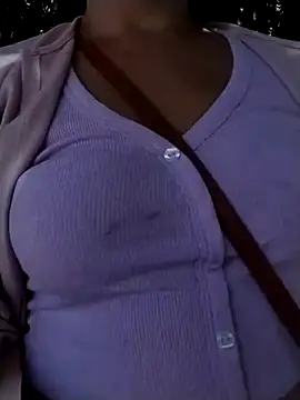 Snapshot of Tifany-fox chatting on November 26, 3:35 pm Tifany-fox online show from November 26, 3:35 pm