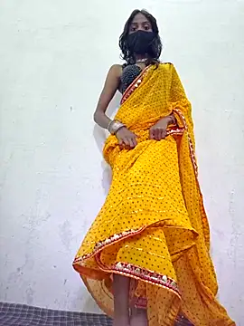 Snapshot of Riya_R24 chatting on October 27, 10:08 am Riya R24 online show from October 27, 10:08 am