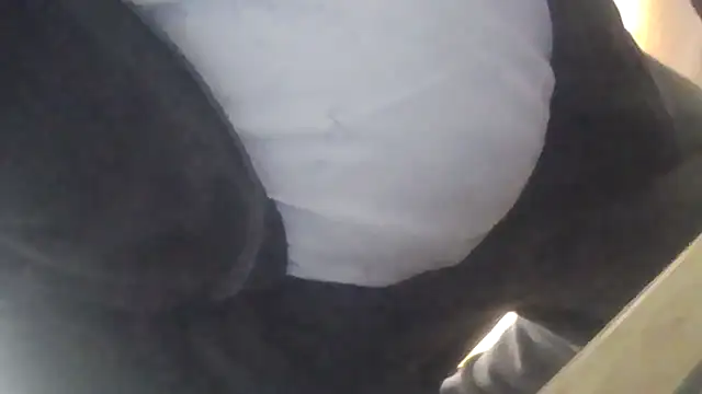 latexsub75 online show from November 11, 2:22 am