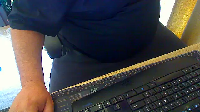 latexsub75 online show from February 10, 10:14 pm