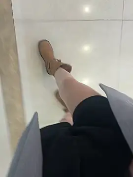 xiaoyuan01 online show from November 7, 3:28 am