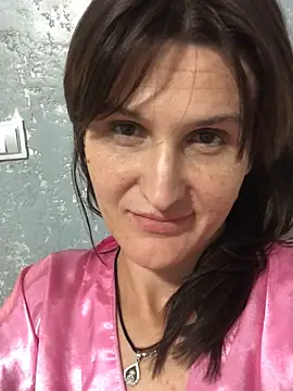 Snapshot of NikaSwan2831 chatting on September 13, 7:46 pm NikaSwan2831 online show from September 13, 7:46 pm