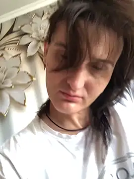 Snapshot of NikaSwan2831 chatting on October 27, 10:08 am NikaSwan2831 online show from October 27, 10:08 am