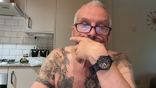 poggles online show from September 19, 7:54 am