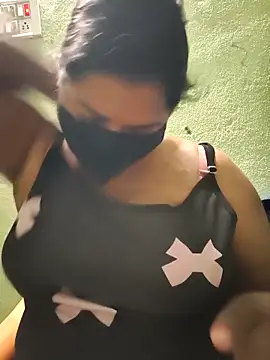 Liyaa 24 online show from February 17, 4:57 pm