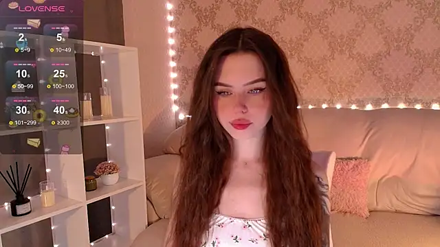 Snapshot of HolyMiax chatting on July 20, 3:43 am HolyMiax online show from July 20, 3:43 am