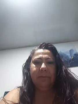 EmmaJhomson online show from April 19, 8:24 am