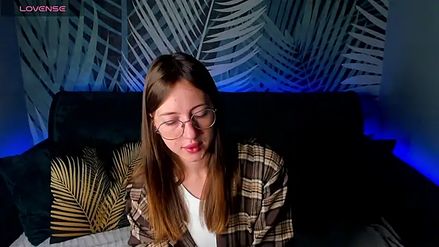 ChristyCrayme online show from October 2, 10:06 pm