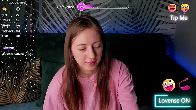 ChristyCrayme online show from March 18, 10:13 pm