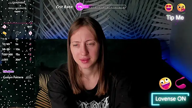 ChristyCrayme online show from April 27, 10:08 pm
