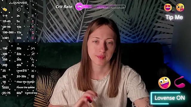 ChristyCrayme online show from May 28, 10:07 pm