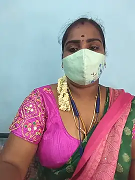 Snapshot of Tamil_riyalini12 chatting on June 25, 5:23 am Tamil riyalini12 online show from June 25, 5:23 am