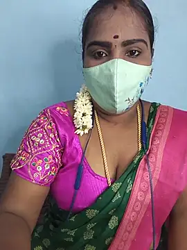 Snapshot of Tamil_riyalini12 chatting on July 4, 3:56 am Tamil riyalini12 online show from July 4, 3:56 am