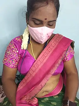 Snapshot of Tamil_riyalini12 chatting on July 18, 4:27 am Tamil riyalini12 online show from July 18, 4:27 am