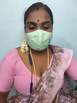 Snapshot of Tamil_riyalini12 chatting on August 2, 12:14 pm Tamil riyalini12 online show from August 2, 12:14 pm