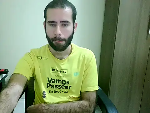 Snapshot of fthrfthr chatting on October 7, 3:58 am fthrfthr online show from October 7, 3:58 am