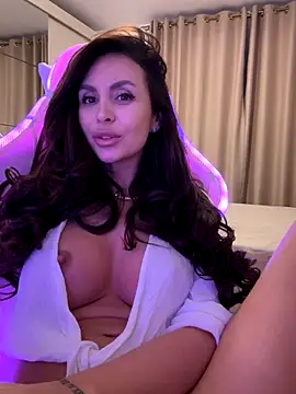 LunaBex online show from October 21, 7:03 pm