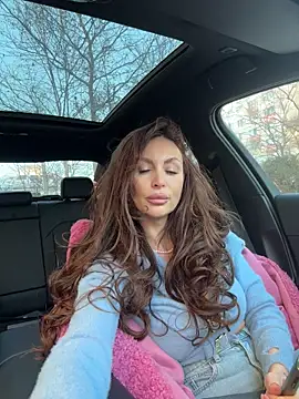 LunaBex online show from January 13, 6:51 am