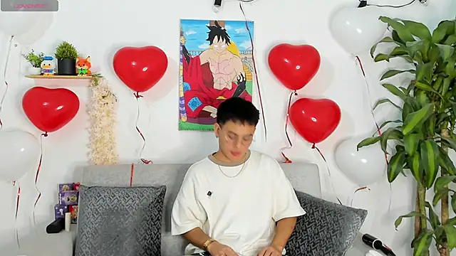 Snapshot of Young_Ben chatting on September 21, 2:24 am Young Ben online show from September 21, 2:24 am