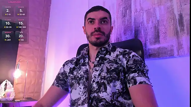 Snapshot of AxelThompson_ chatting on September 11, 10:48 am AxelThompson online show from September 11, 10:48 am