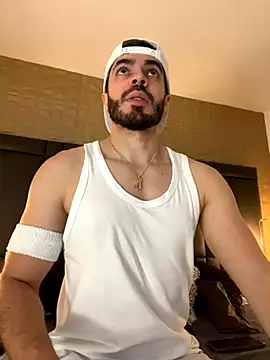 Snapshot of AxelThompson_ chatting on September 30, 11:26 am AxelThompson online show from September 30, 11:26 am