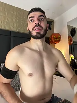 Snapshot of AxelThompson_ chatting on October 20, 11:54 am AxelThompson online show from October 20, 11:54 am