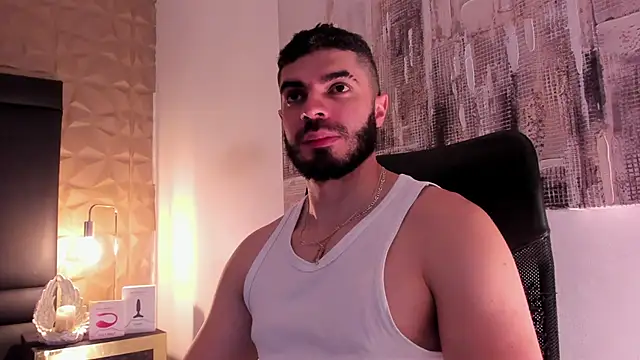 Snapshot of AxelThompson_ chatting on October 26, 1:06 pm AxelThompson online show from October 26, 1:06 pm