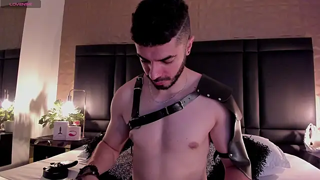 Snapshot of AxelThompson_ chatting on November 1, 11:34 am AxelThompson online show from November 1, 11:34 am