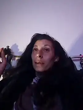 DarkAngelz1 online show from April 14, 1:33 am