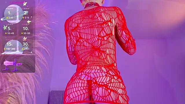 liiamluna  online show from November 26, 9:32 am