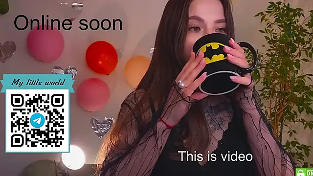 mia here online show from November 18, 2:17 am