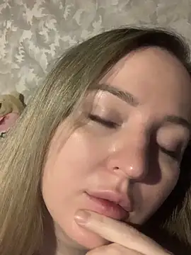 Snapshot of hotsteacher chatting on November 15, 2:20 am hotsteacher online show from November 15, 2:20 am