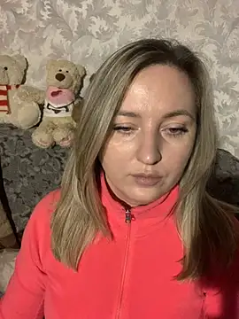 Snapshot of hotsteacher chatting on February 17, 2:41 am hotsteacher online show from February 17, 2:41 am