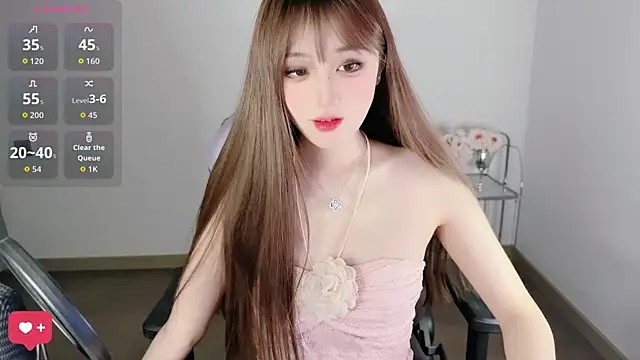 OwQoll online show from January 17, 5:49 pm