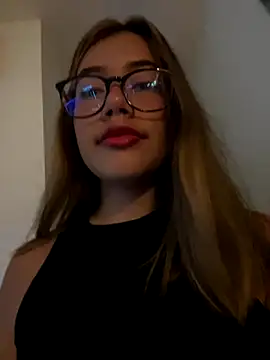 sara calderon online show from October 8, 1:20 pm