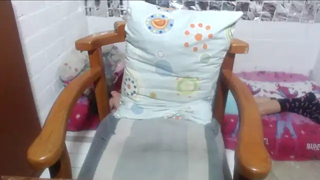 rose-crystal online show from December 20, 12:56 pm