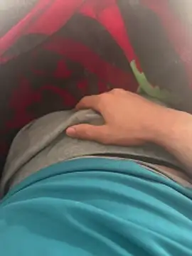 Snapshot of Khalid1336 chatting on February 6, 8:18 am Khalid1336 online show from February 6, 8:18 am