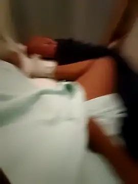 Snapshot of kulliguy chatting on October 22, 7:02 pm kulliguy online show from October 22, 7:02 pm