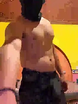 Snapshot of Tt10777 chatting on September 9, 4:12 am Tt10777 online show from September 9, 4:12 am