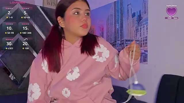 Snapshot of lizzylizzy4 chatting on October 31, 4:02 am lizzylizzy4 online show from October 31, 4:02 am