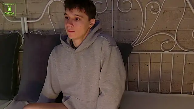 AnthonyHall online show from December 5, 4:32 am