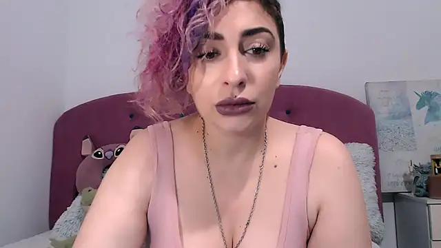 Snapshot of AAARUNY chatting on November 22, 12:37 pm AAARUNY online show from November 22, 12:37 pm