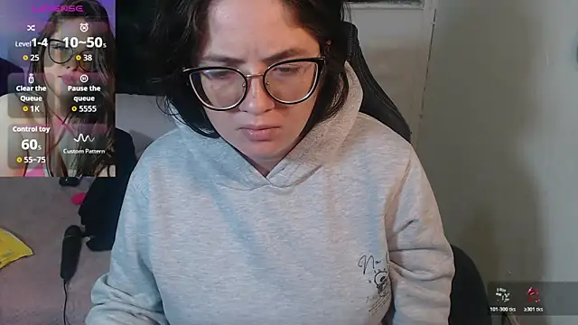 KrystalAdams online show from April 4, 11:18 am