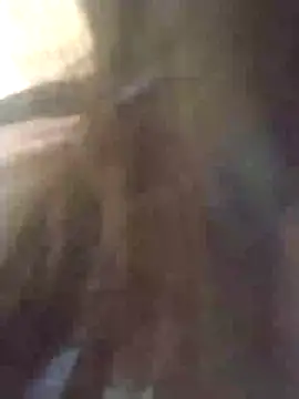 Snapshot of srtsara chatting on May 5, 1:52 pm srtsara online show from May 5, 1:52 pm