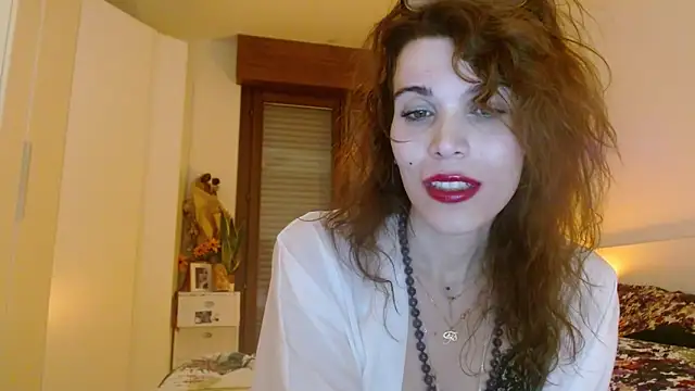 Snapshot of refem9 chatting on October 26, 7:09 pm refem9 online show from October 26, 7:09 pm