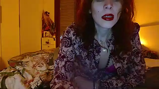 Snapshot of refem9 chatting on November 28, 5:59 pm refem9 online show from November 28, 5:59 pm