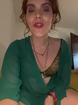 Snapshot of refem9 chatting on July 21, 2:08 pm refem9 online show from July 21, 2:08 pm