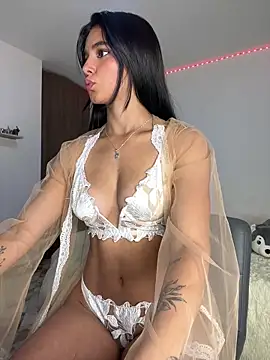 Snapshot of Vaneza_G1 chatting on May 23, 3:45 am Vaneza G1 online show from May 23, 3:45 am